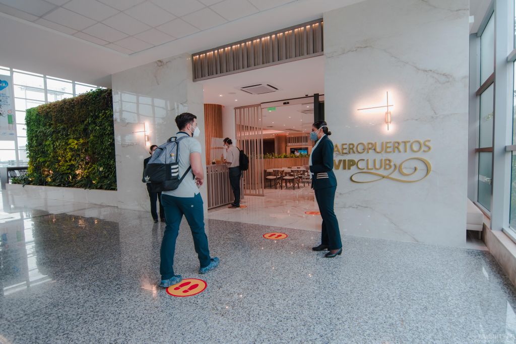 Aeropuertos VIP Club Jose Joaquin de Olmedo Airport