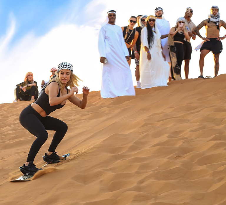 Dubai: Desert Safari with BBQ Dinner & Quad Biking Options