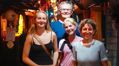 [1 Group Only] Tokyo Shinjuku Food Tour for Family Day Tours