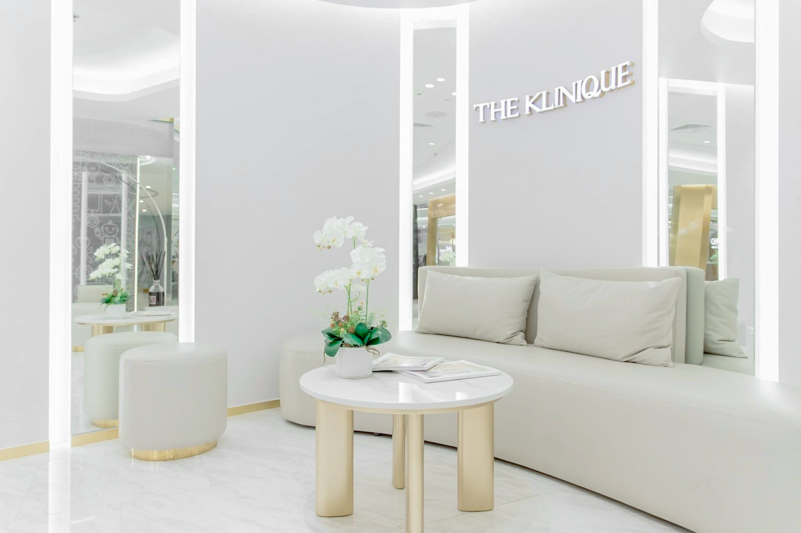 Facial Program by The klinique