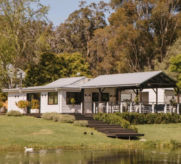 Pemberton: Ampersand Estates Wine Tasting Experience