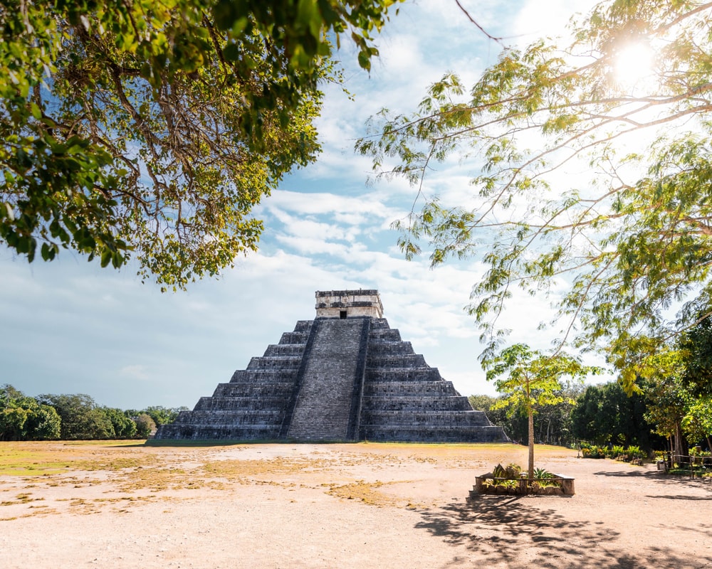Chichen Itza On-Site Guided Tour with Professional Guide