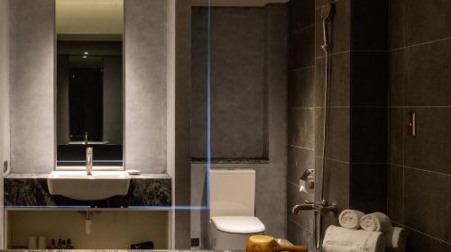 Beitou Hot Springs 90 minutes in a guest room for 2 people (2 people + NT$400 on holidays)