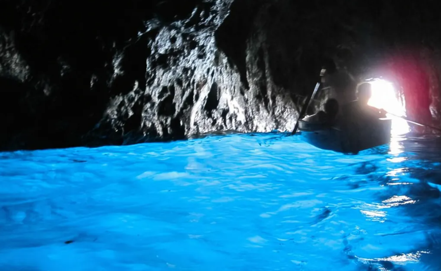 2-hour Diving and Snorkeling Experience at the Blue Cave in Okinawa City, Japan [Blue Cave Snorkeling/diving/English and Japanese instructors/shore entry to avoid seasickness]