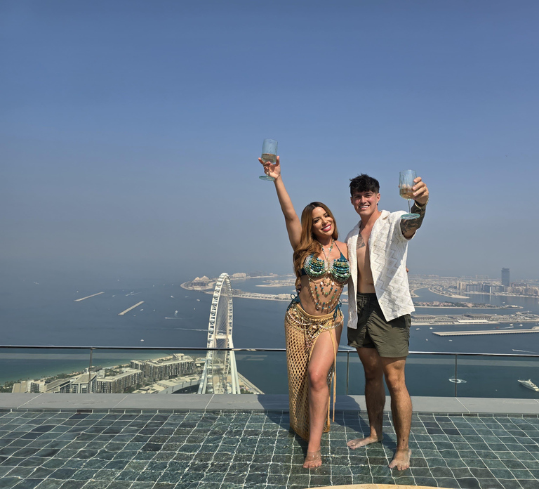 Dubai: Elite Tour with Sky Pool, Shopping, and Hotel Pickup