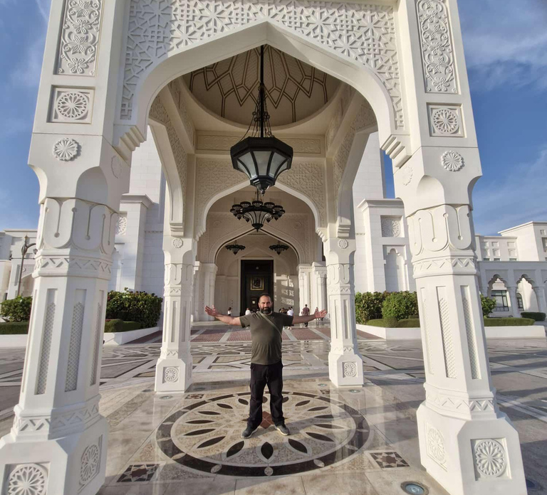 Budget-Friendly Guided Abu Dhabi Cultural Full Day Tour
