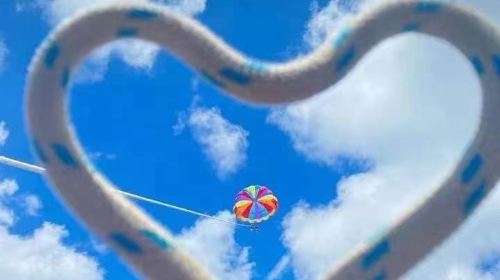 Water activities in Boracay – Underwater walking/parasailing/jet ski/banana boat/UFO