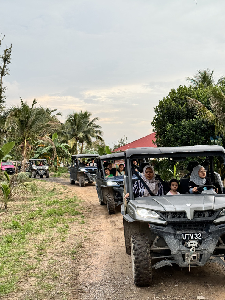Desaru Fruit Farm - Jeep Riding tour