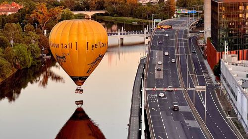 Melbourne hot air balloon ride official direct sales [1-hour flight • flight photos • hot air balloon fridge magnet]