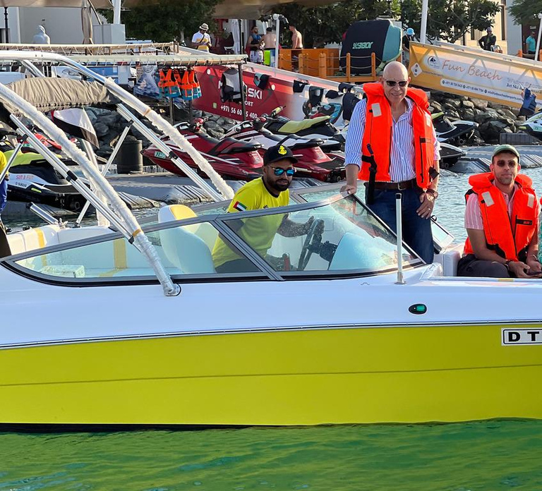 Dubai: Sightseeing on Donut Ride