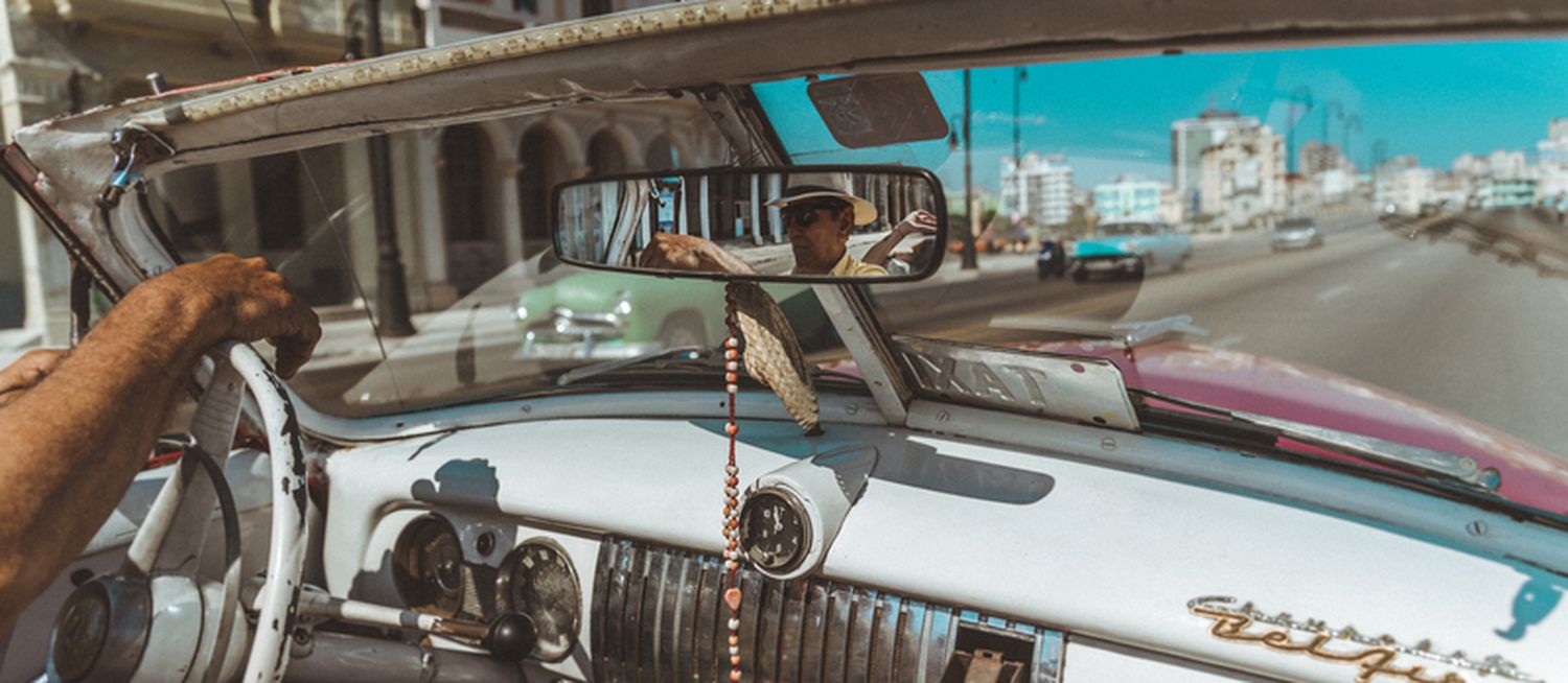 Private Classic American Car Tour of Havana
