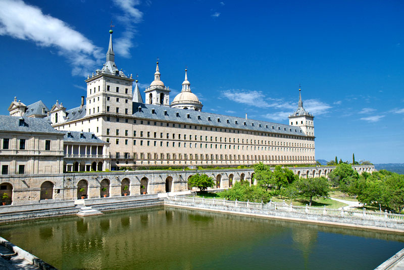 Private Tour to El Escorial and Valle de los Caidos