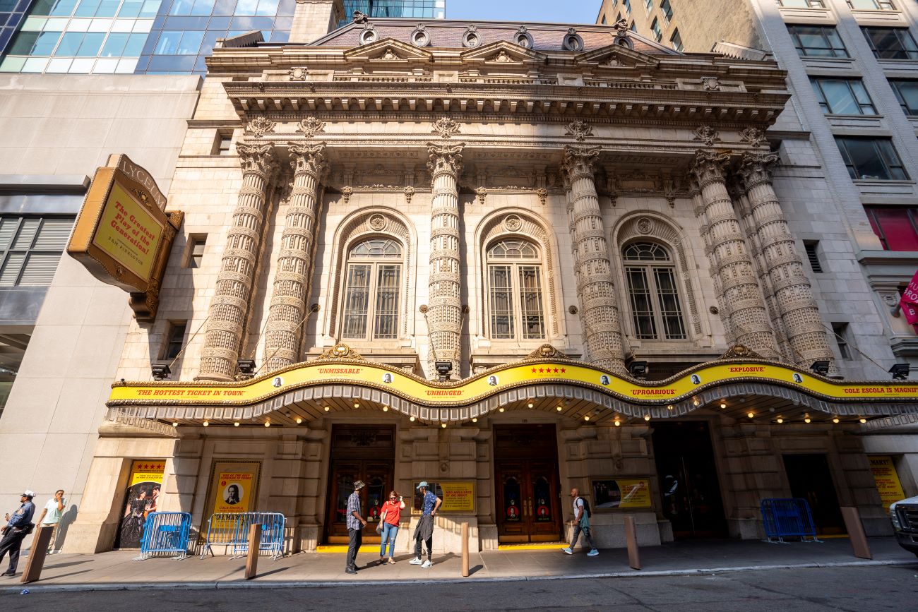 New York: Broadway Behind the Scenes Experience