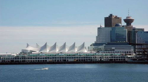 Vancouver Canada Place + Vancouver Lookout + Queen Elizabeth Park Day Tours