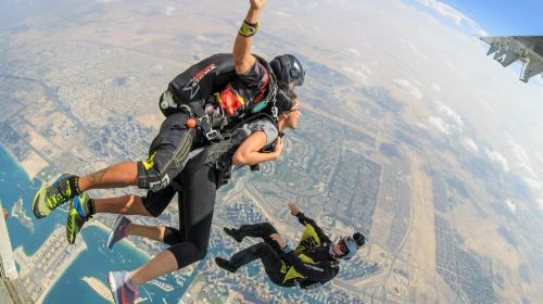 Skydiving Experience in Dubai 97938