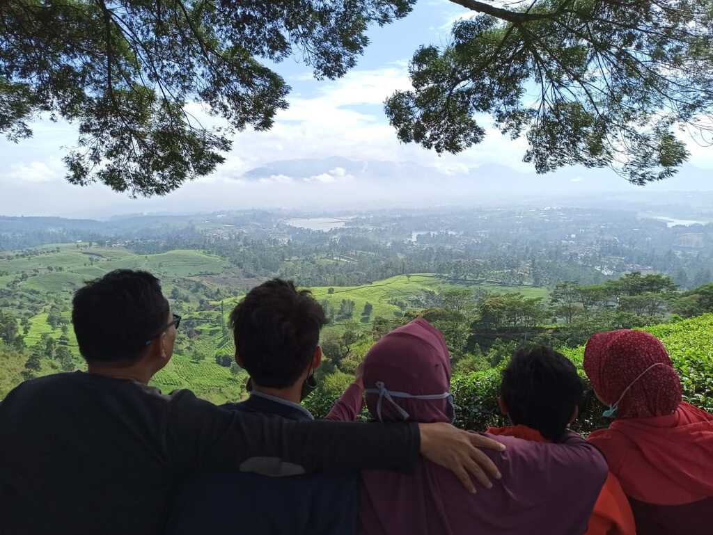 Fun Offroad Pangalengan Bandung – Land Rover Pine Forest Adventure