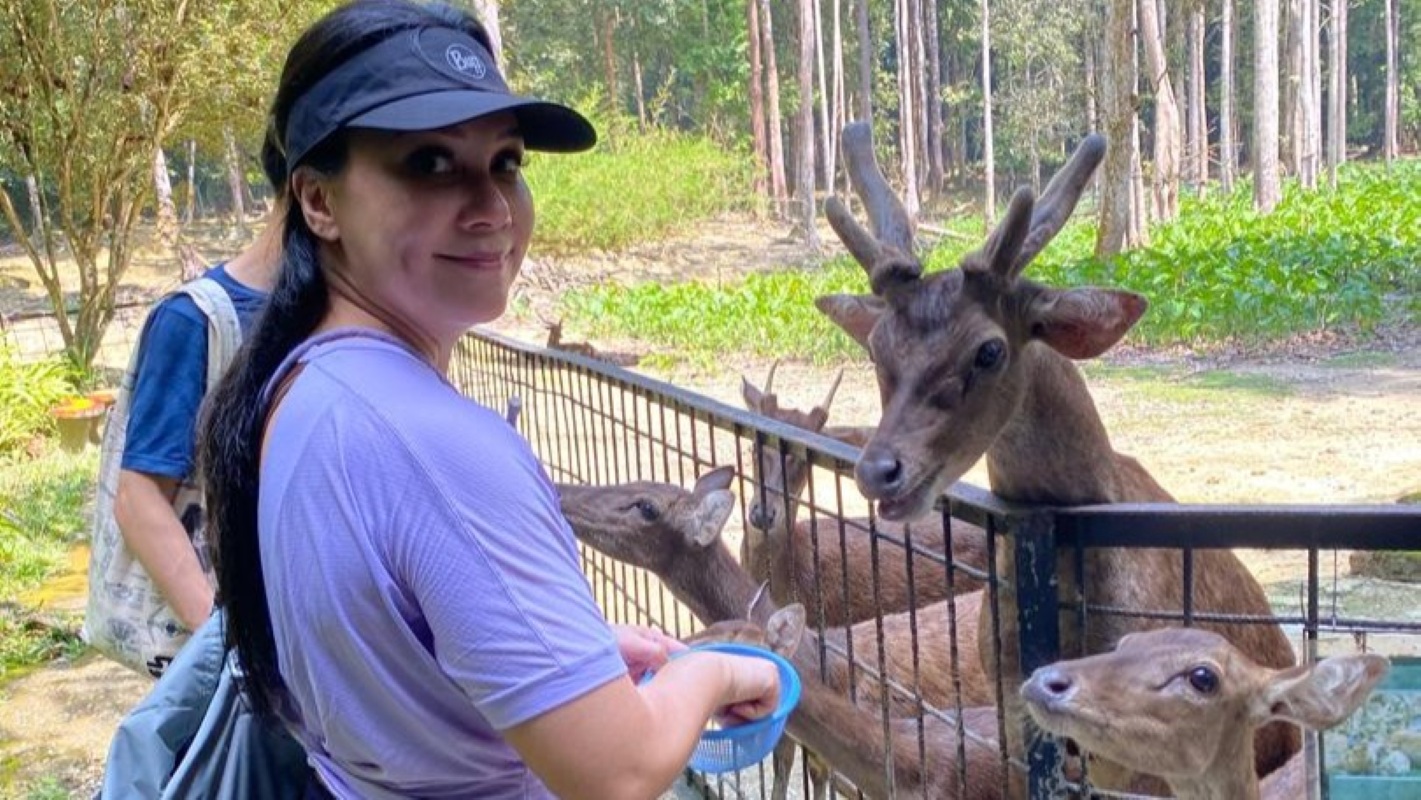 Elephant Sanctuary Tour with Deerland Visit