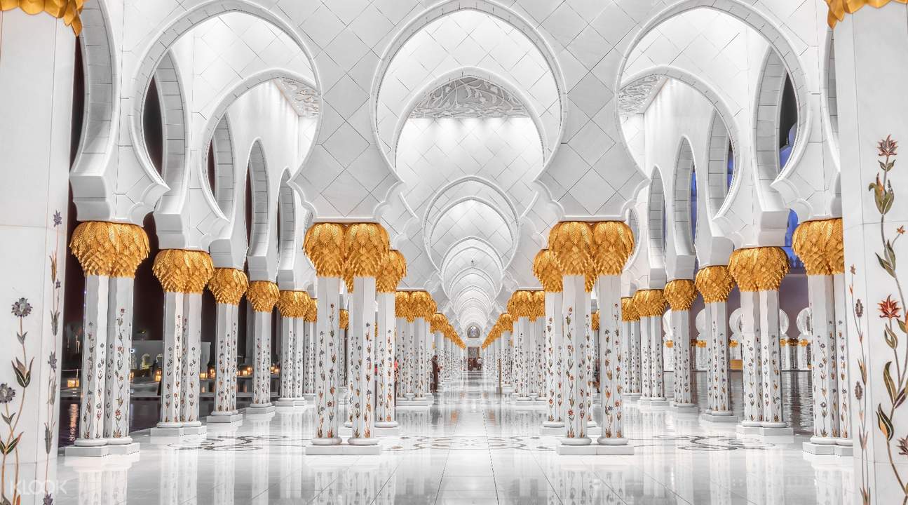 Abu Dhabi City Tour with Louvre Art Museum from Dubai