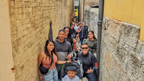 Sydney: City & The Rocks 3.5-Hour Walking Tour with a Drink Day Tours