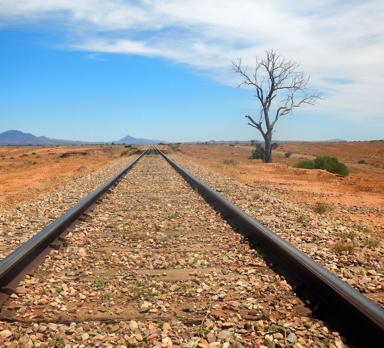 Coober Pedy: 7-Day Lake Eyre & Flinders Ranges 4WD Tour