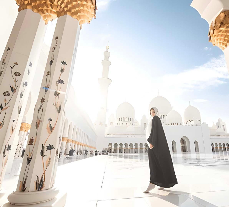 From Dubai: Full-Day Abu Dhabi Tour with Sheikh Zayed Mosque