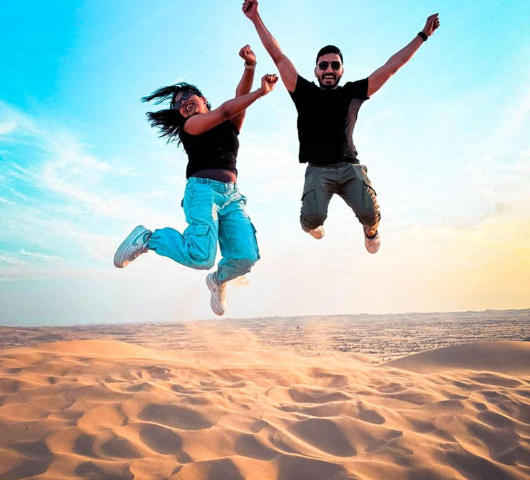 Abu Dhabi: Morning Dune Drive, Camel Ride & Sandboarding