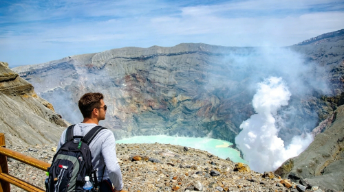 Fukuoka round-trip: 1-day tour to Mount Aso Kusasenri, Aso shrine and Kurokawa Onsen street walk