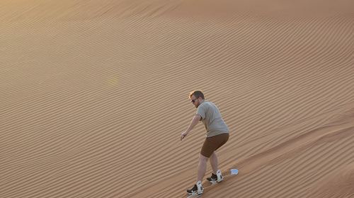 Morning Safari by 4x4 from Dubai with Sand Boarding Day Tours
