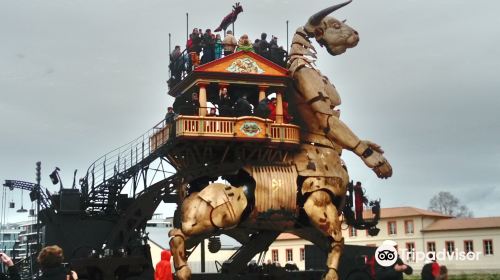 Halle de La Machine