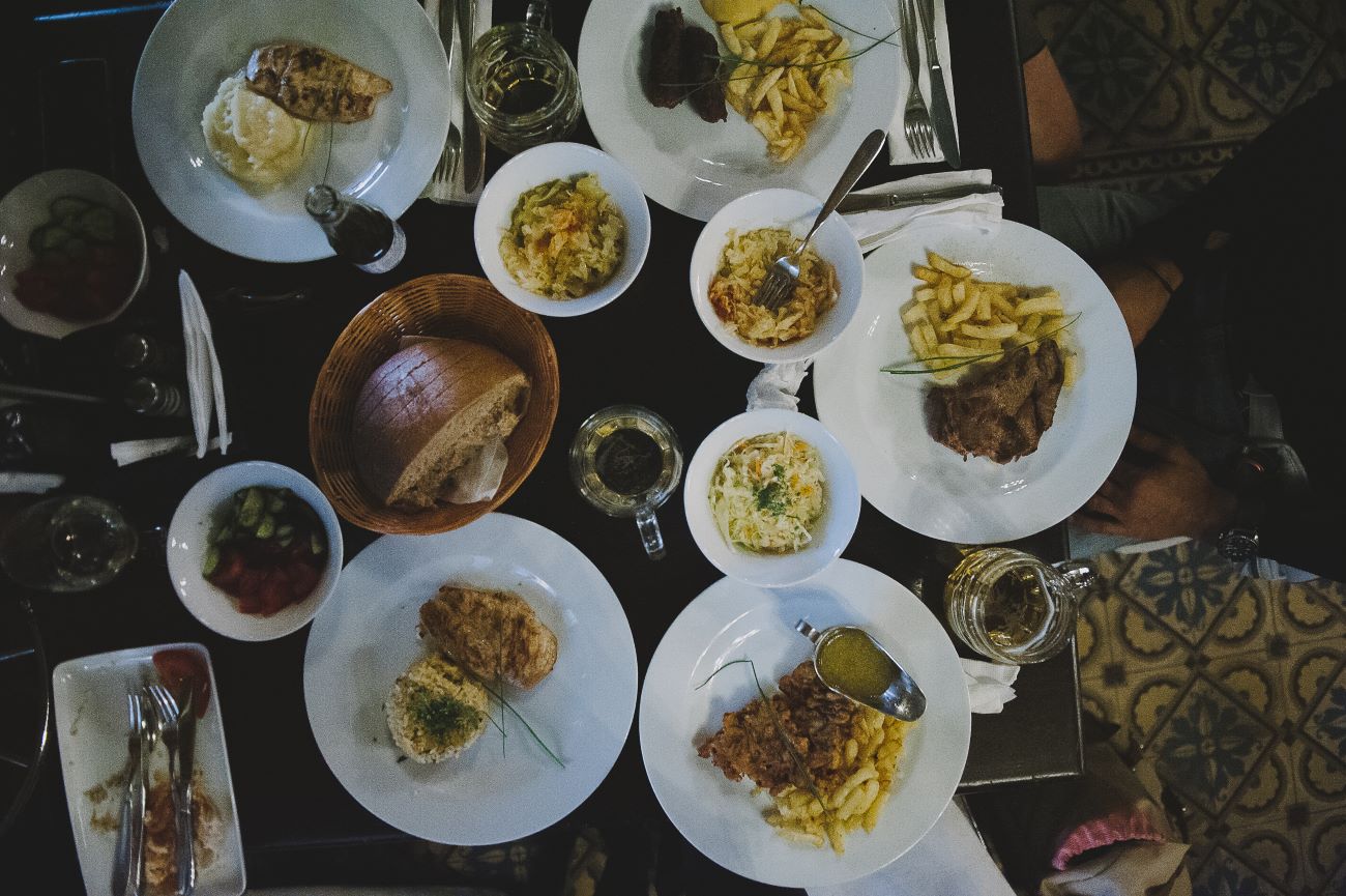 Private Bucharest: Bites & Sights Adventure