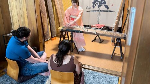 Kyoto: Japanese Koto & Shamisen Concert and Koto Class Day Tours
