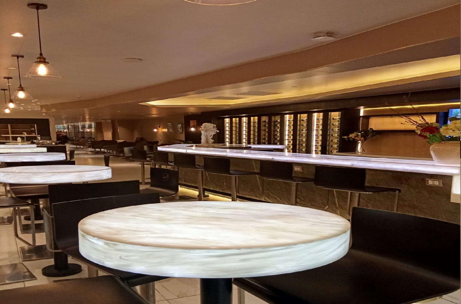 Salon Pacific Club T1 Arturo Merino Benitez Airport