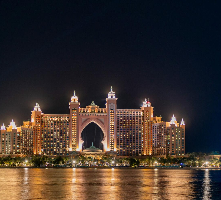 Dubai: Private 6-Hour Guided Late Night Layover Tour