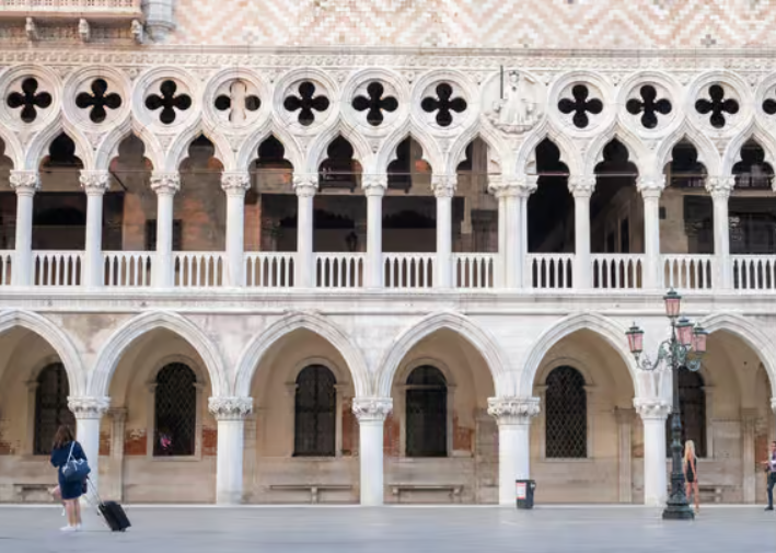 St. Mark’s Basilica or Doge’s Palace: Refundable Priority Tickets