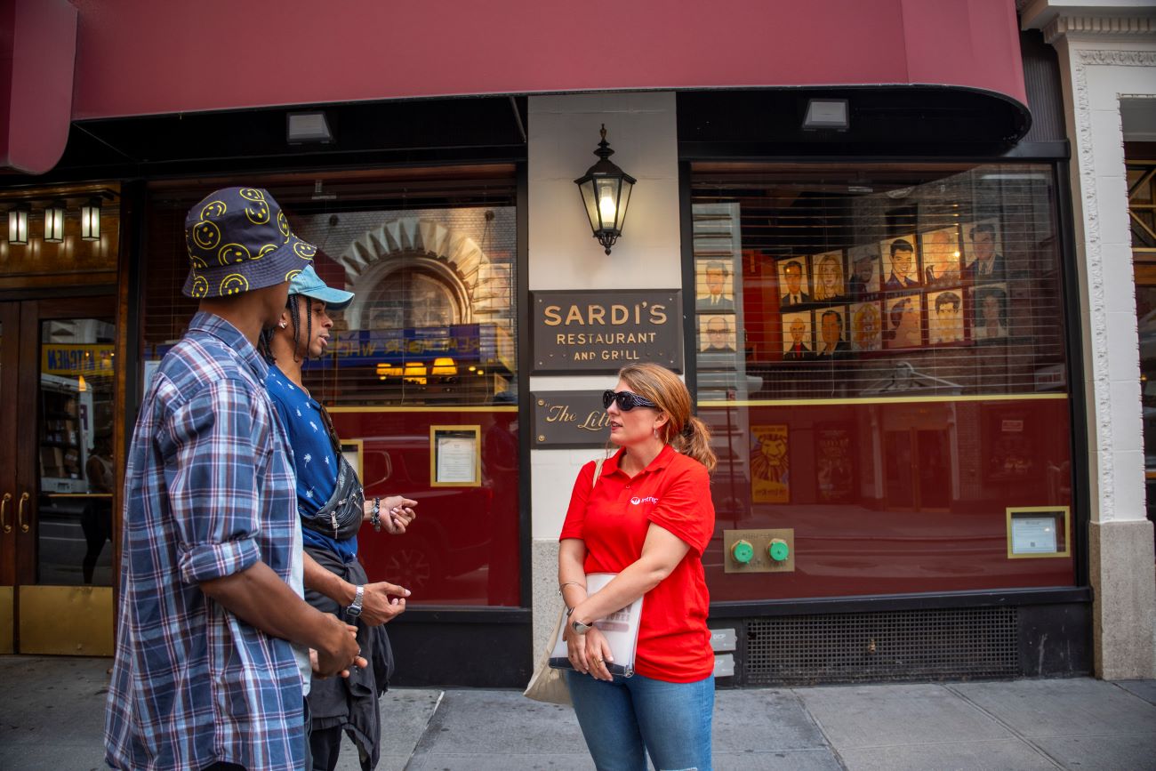 New York: Broadway Behind the Scenes Experience