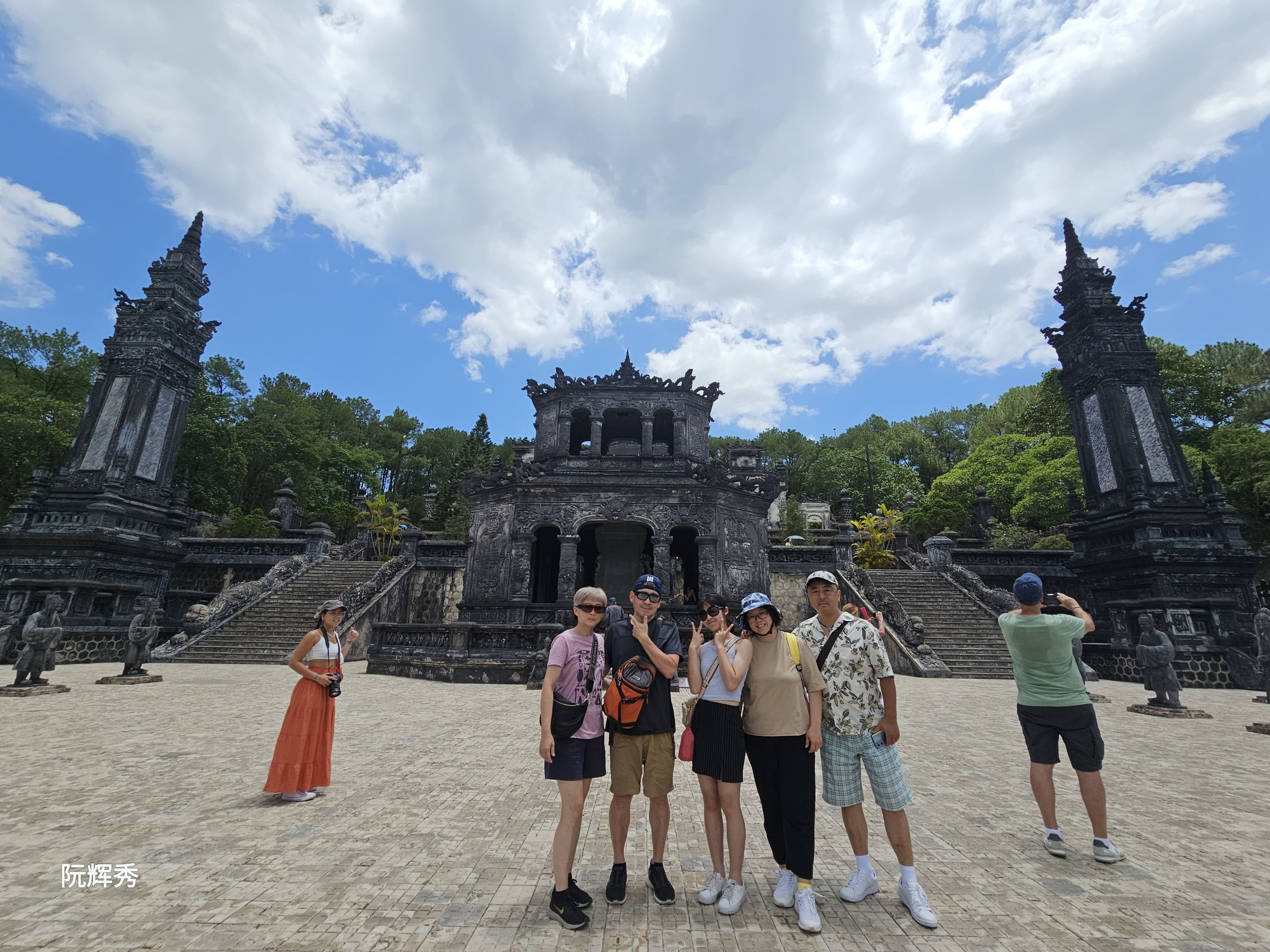 Son Tra Penisullar - HoiAn Acient Town + Mable Moutain (Chinese Speaking Guide)