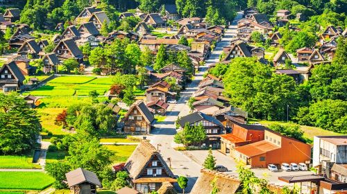 [Depart from Nagoya] Explore the Gassho Village of Shirakawa-go · Alpine Tour · Optional 9-person Small Group Day Tours