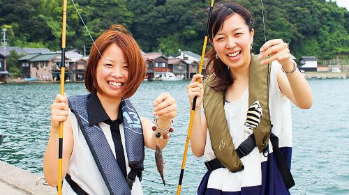 Amanohashidate scenic views + Chionji Temple prayers + feeding seagulls at Ine Bay 1-day tour, Kyoto slow travel