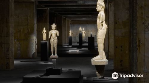 The Feuerle Collection