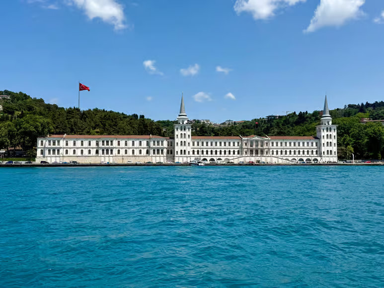 2–3 Hour Day Cruises with Optional Asian Side Stop