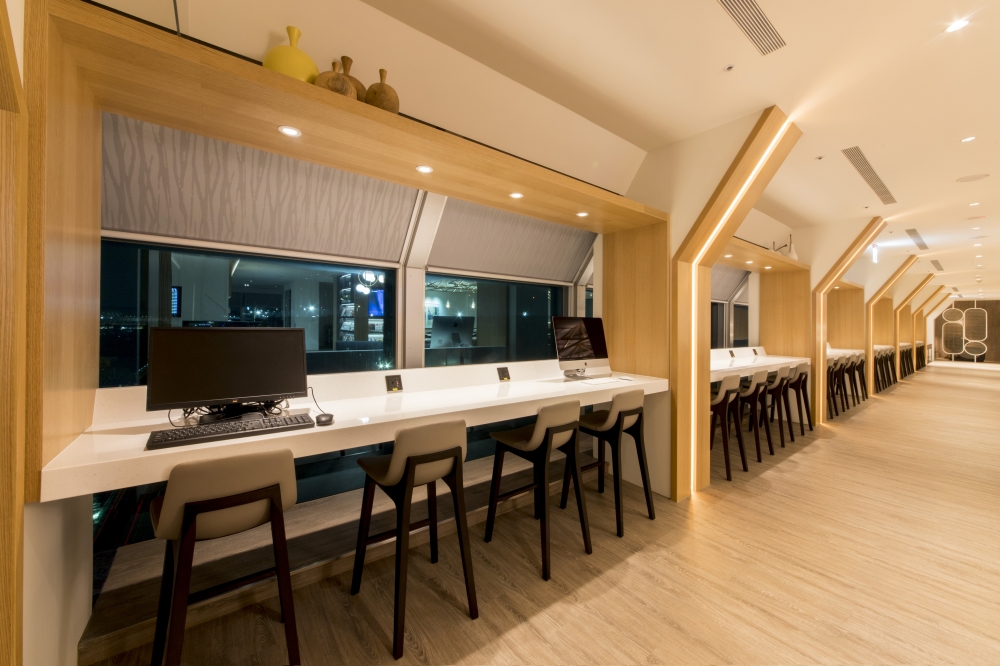 Oriental Club Lounge Taiwan Taipei Taoyuan International Airport