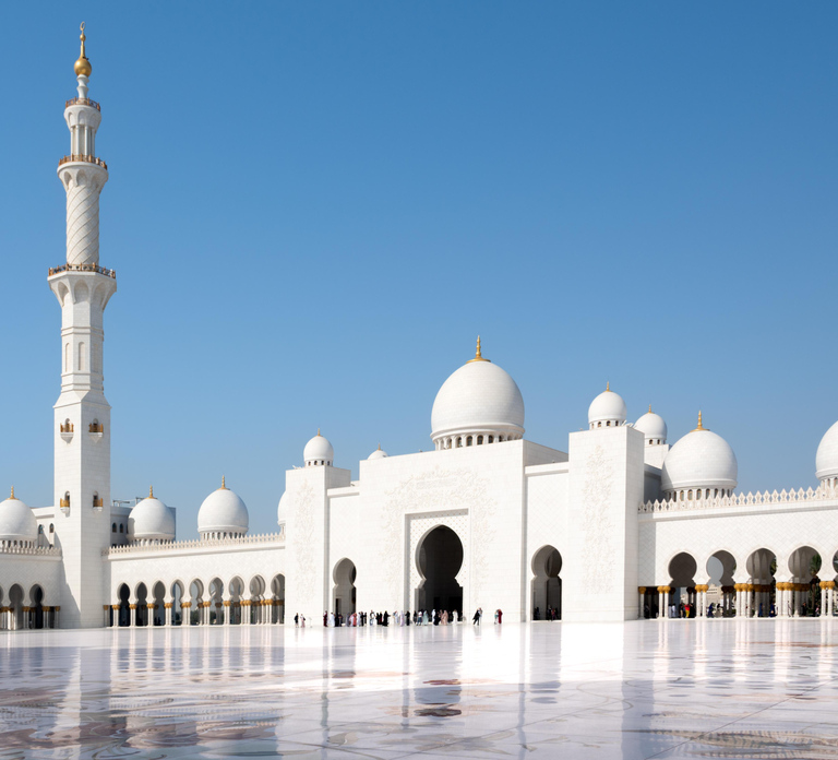 4-Day UAE Cultural Journey: Dubai, Abu Dhabi & Al Ain