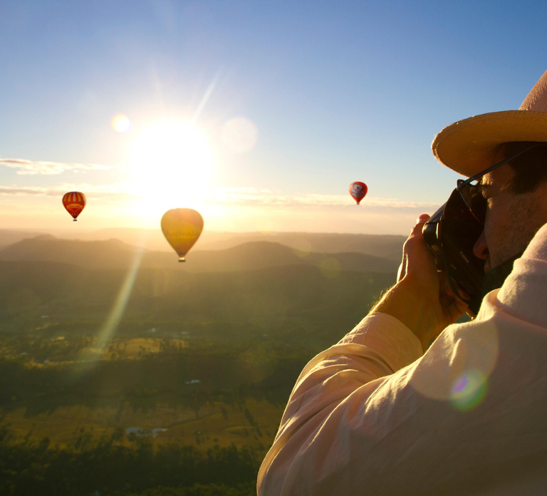 Cairns: Hot Air Balloon Flight with Transfers