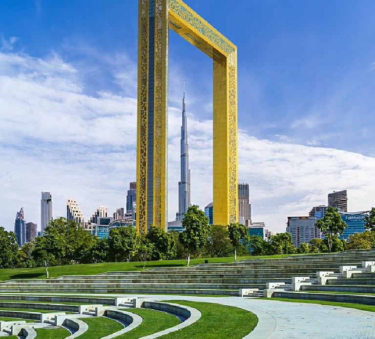 Dubai :Private Day & night customize city tour