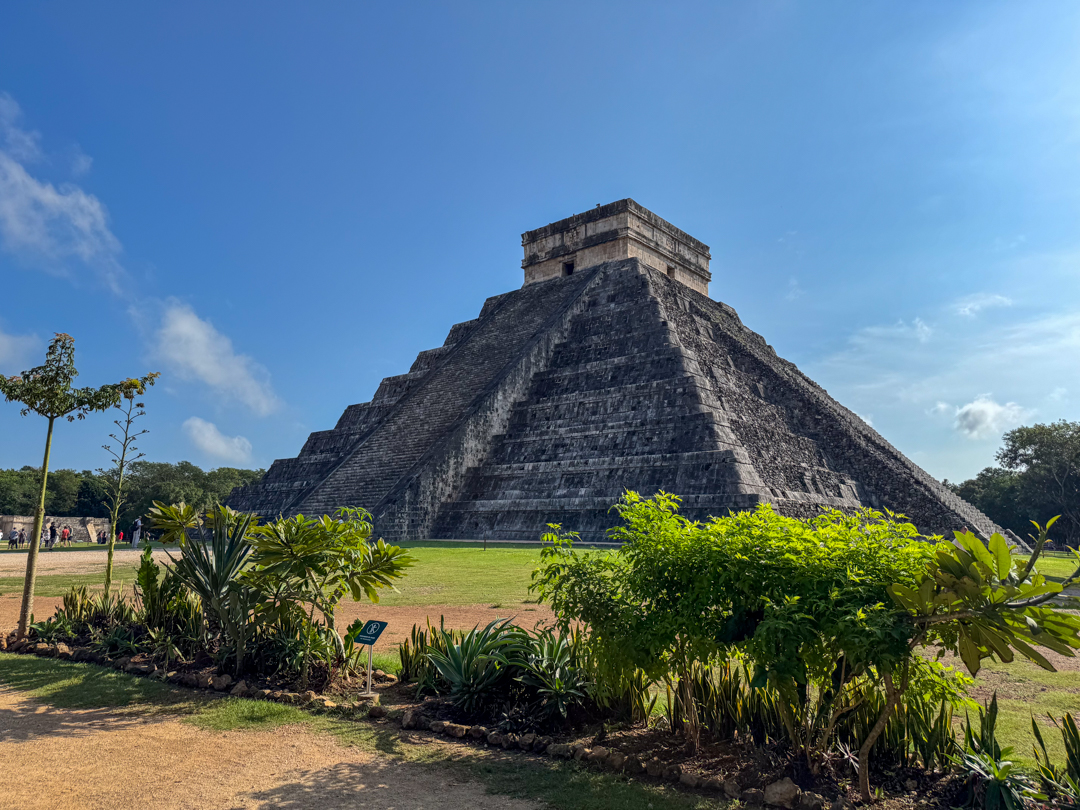 Private Tour to Chichen Itza On-Site with Professional Guide
