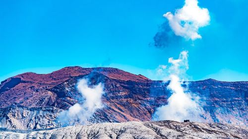 Kyushu: Aso Vocano, Grassland,Onsen and Aso shrine 1-Day Tour Day Tours