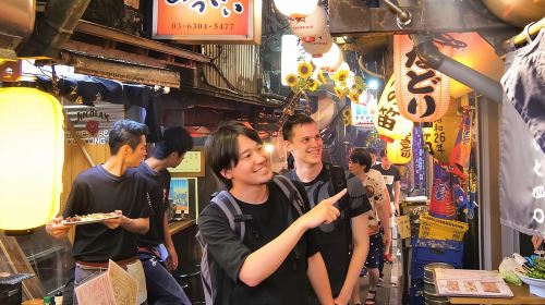 Tokyo Bar Hopping Tour in Shinjuku (All-You-Can-Drink + Dinner) Day Tours