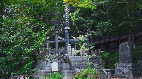 1-day tour to Dazaifu Tenmangu Shrine, Beppu and Lake Kinrin in Yufuin, Oita, Japan