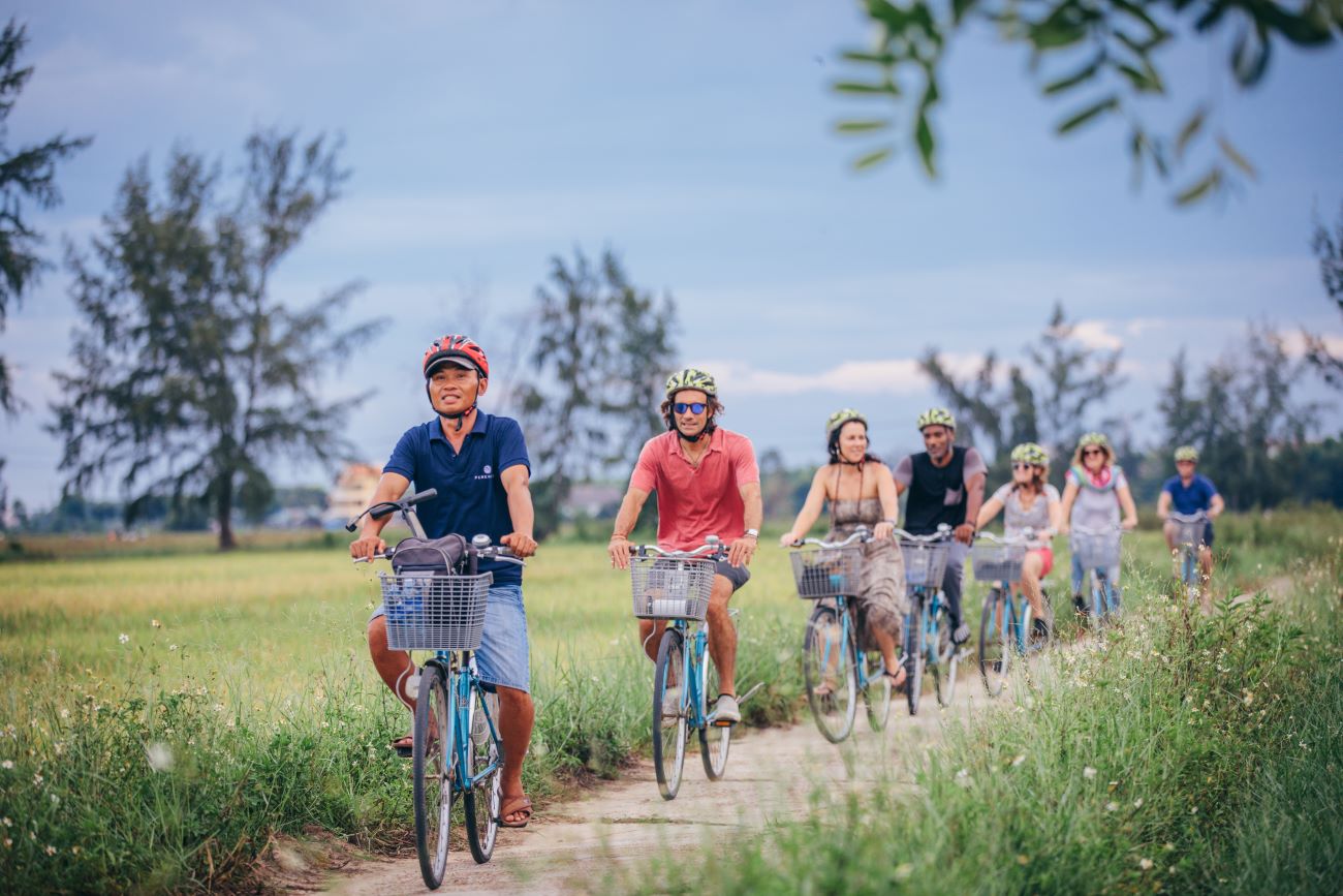 Private Hoi An: Bike, Boat and Dinner Experience
