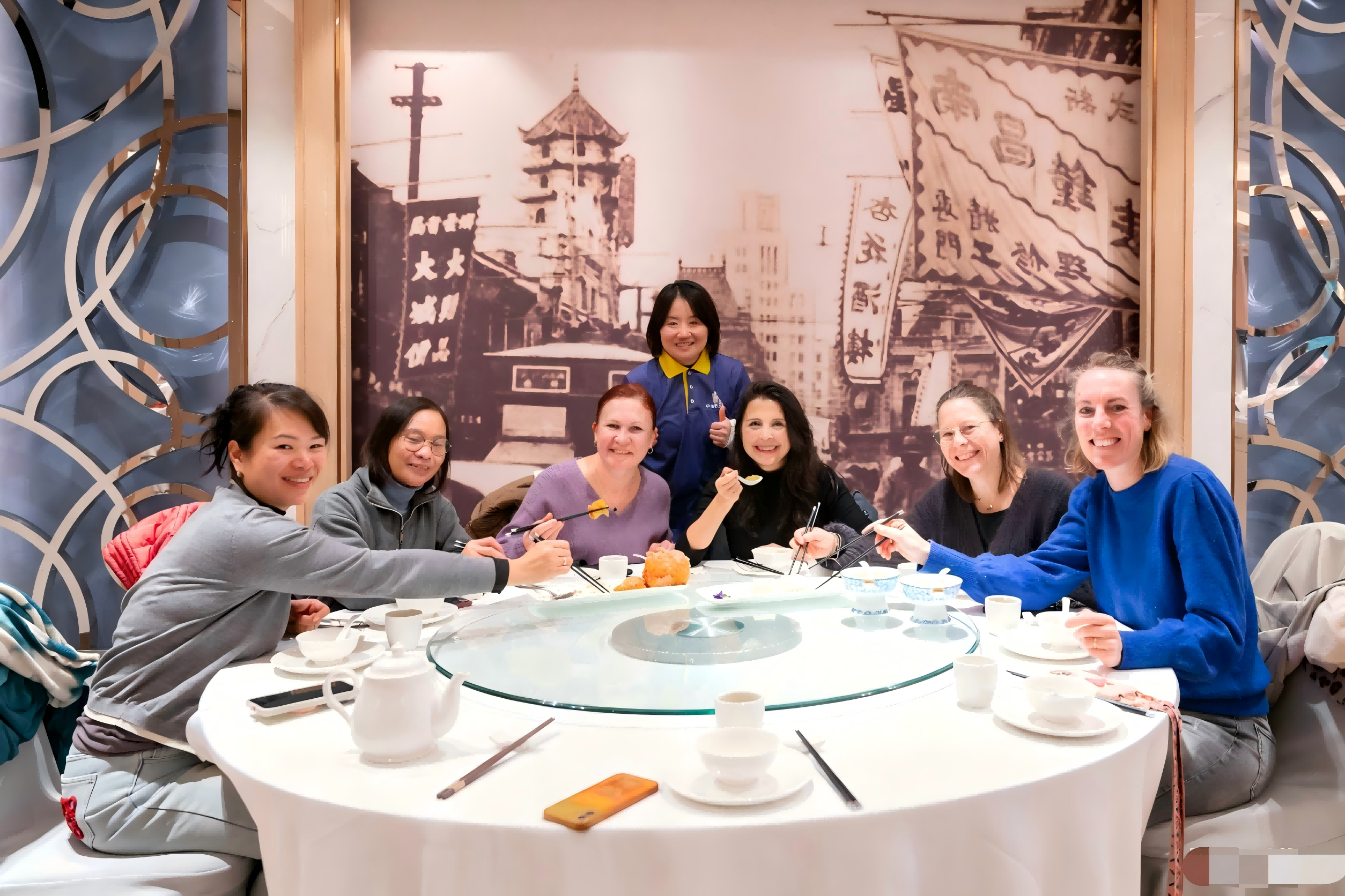 Small Group: Shanghai Flavors and Culture Tour with 10 tastings